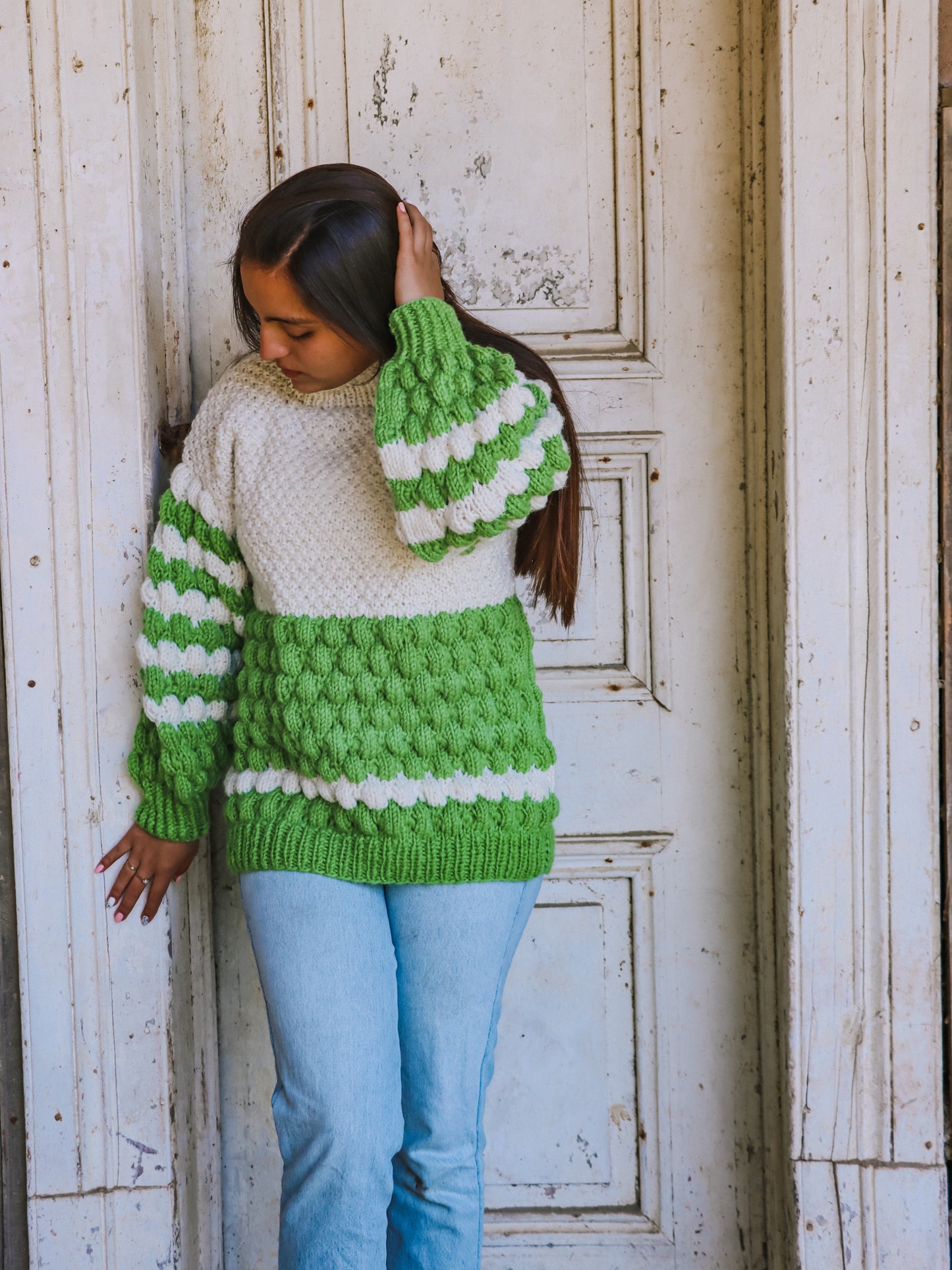 GREEN